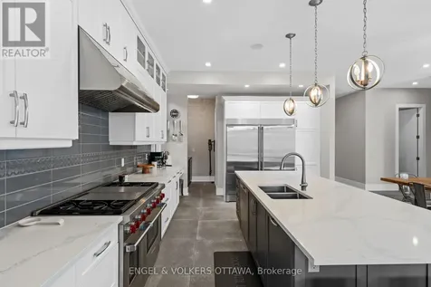 15 Tierney Drive Ottawa ON K2J 4W2