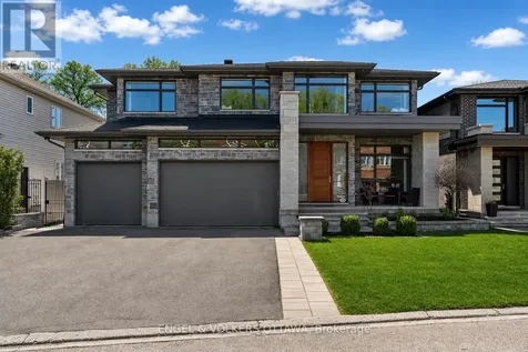 15 Tierney Drive Ottawa ON K2J 4W2