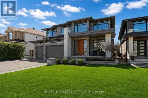 15 Tierney Drive Ottawa ON K2J 4W2