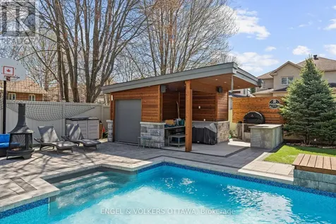 15 Tierney Drive Ottawa ON K2J 4W2