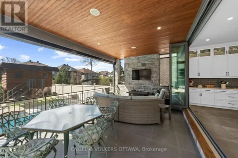 15 Tierney Drive Ottawa ON K2J 4W2