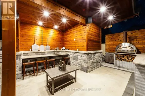 15 Tierney Drive Ottawa ON K2J 4W2