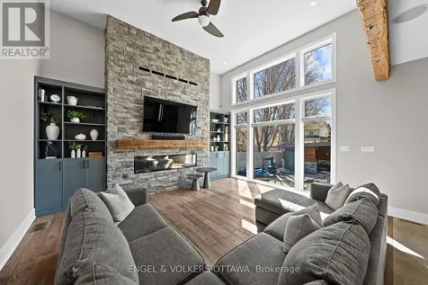 15 Tierney Drive Ottawa ON K2J 4W2