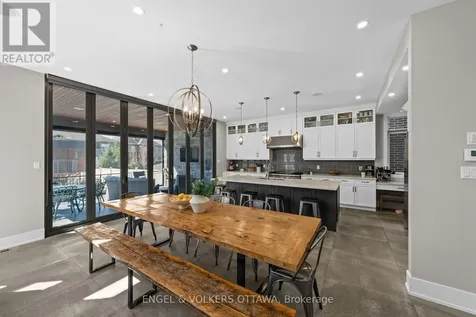 15 Tierney Drive Ottawa ON K2J 4W2