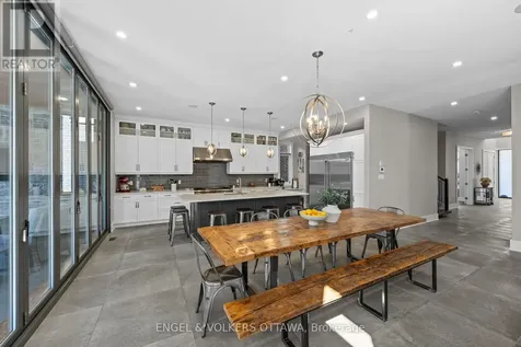 15 Tierney Drive Ottawa ON K2J 4W2