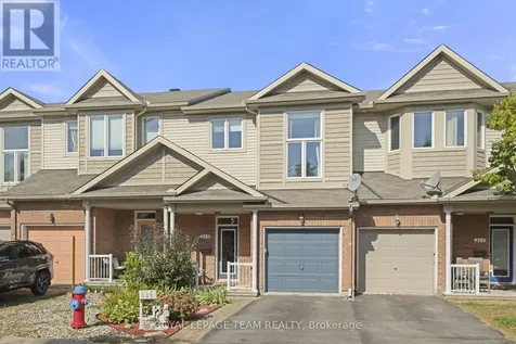 215 Parkrose Private Ottawa ON K4A 0N8