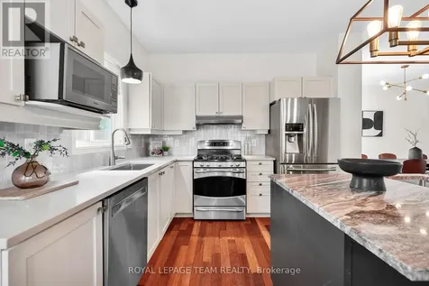 2122 Saunders Avenue Ottawa ON K2A 4C7