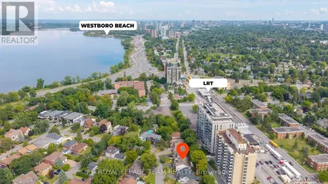 2122 Saunders Avenue Ottawa ON K2A 4C7