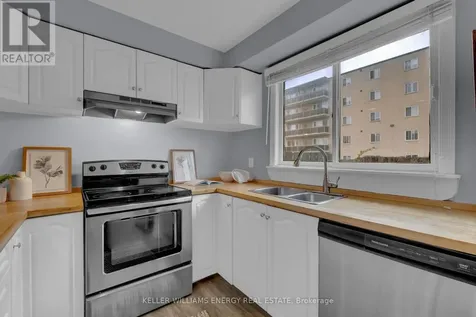 960 Glen Street Oshawa (lakeview) ON L1J 6E8