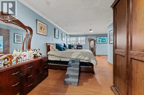 3086 Avondale Avenue Windsor ON N9E 1X3