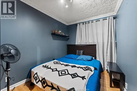 3086 Avondale Avenue Windsor ON N9E 1X3