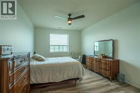 1225 Riverside Windsor ON N9A 0A2