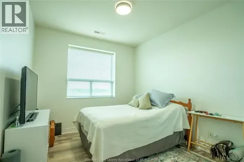 1225 Riverside Windsor ON N9A 0A2