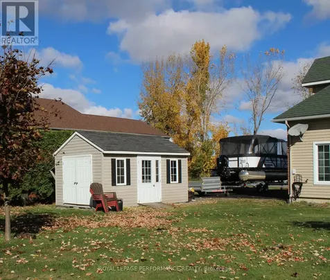 6218 Shannon Lane South Glengarry ON K0C 1E0