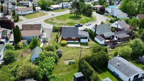 48 Kostuik Crescent Elliot Lake ON P5A 1T3