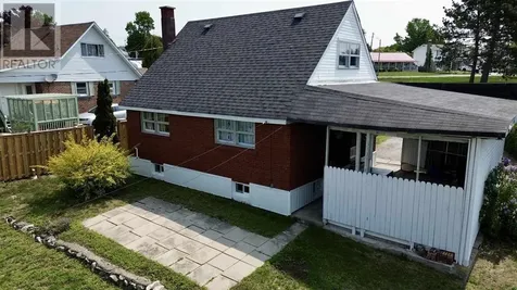 48 Kostuik Crescent Elliot Lake ON P5A 1T3