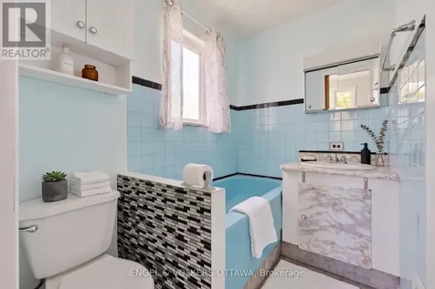 989 Connaught Avenue Ottawa ON K2B 5M7