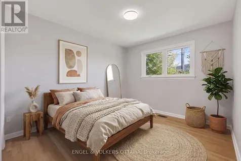 989 Connaught Avenue Ottawa ON K2B 5M7
