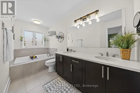 606 Brian Good Avenue Ottawa ON K4M 0G7