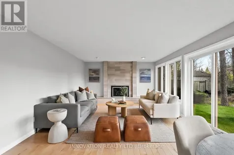 206 Cypress Court Ottawa ON K2H 8Z8