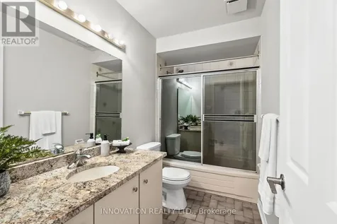 206 Cypress Court Ottawa ON K2H 8Z8