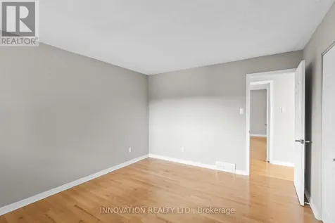 206 Cypress Court Ottawa ON K2H 8Z8