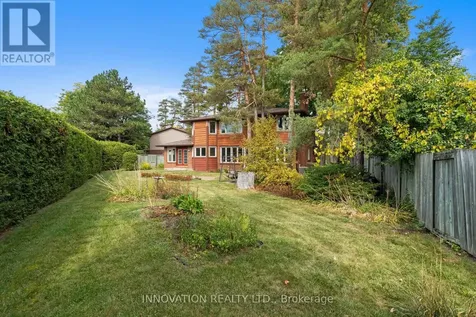 206 Cypress Court Ottawa ON K2H 8Z8
