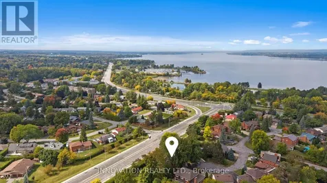206 Cypress Court Ottawa ON K2H 8Z8