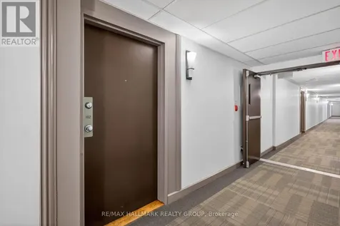 280 Brittany Drive Ottawa ON K1K 4M4
