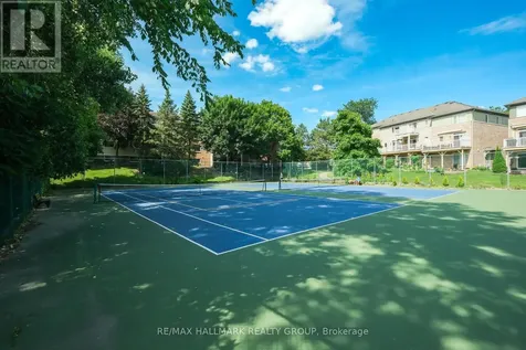 280 Brittany Drive Ottawa ON K1K 4M4