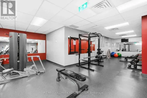 280 Brittany Drive Ottawa ON K1K 4M4