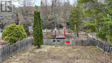 44 Macdonald Court Elliot Lake ON P5A 2V2
