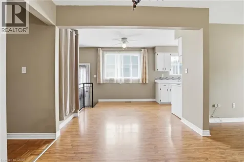 87 Marc Boulevard Welland ON L3B 5V2