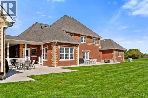 3705 Concession 3 Road North Amherstburg ON N9V 2Y9