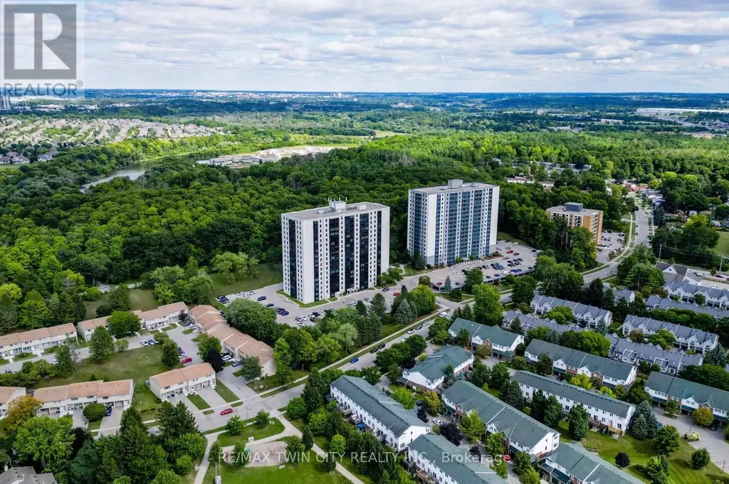 35 Green Valley Drive Kitchener ON N2P 2A5