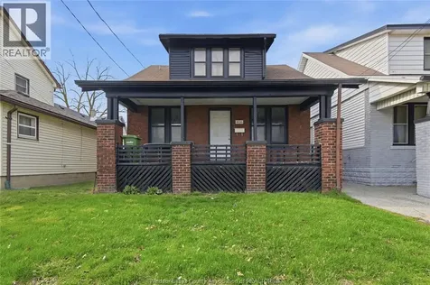 819-829 Riverside Avenue Windsor ON N9A 2T4