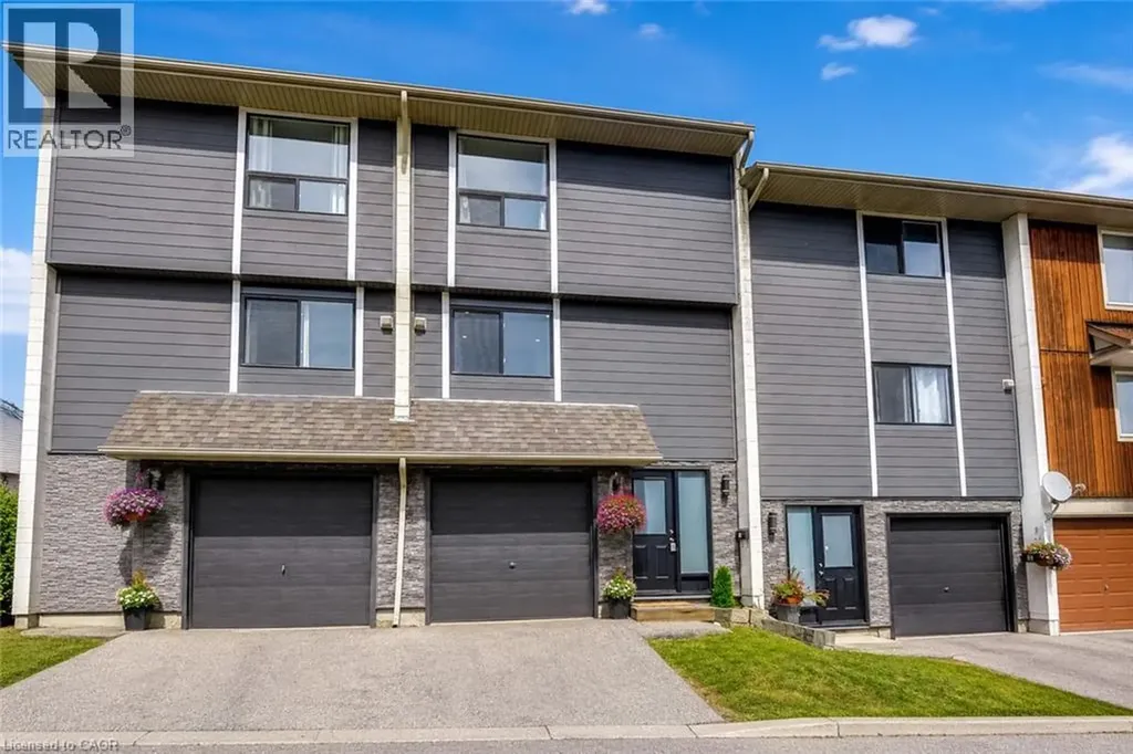 135 Chalmers Street South Cambridge ON N1R 6M2