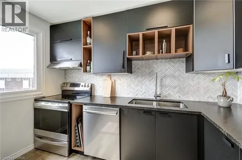 135 Chalmers Street South Cambridge ON N1R 6M2