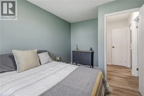 135 Chalmers Street South Cambridge ON N1R 6M2