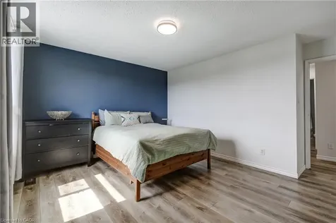 135 Chalmers Street South Cambridge ON N1R 6M2
