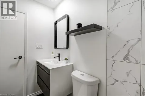 135 Chalmers Street South Cambridge ON N1R 6M2