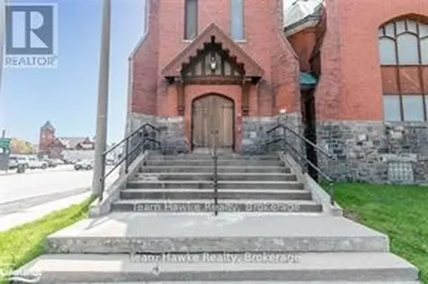 539 Hugel Avenue Midland ON L4R 1W1