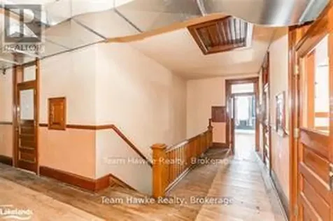 539 Hugel Avenue Midland ON L4R 1W1