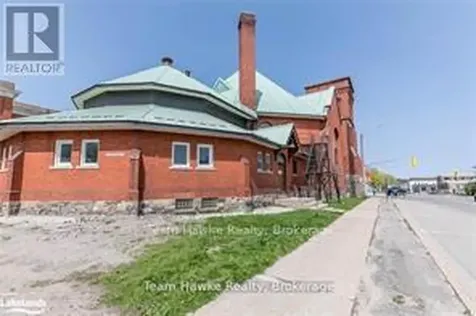 539 Hugel Avenue Midland ON L4R 1W1