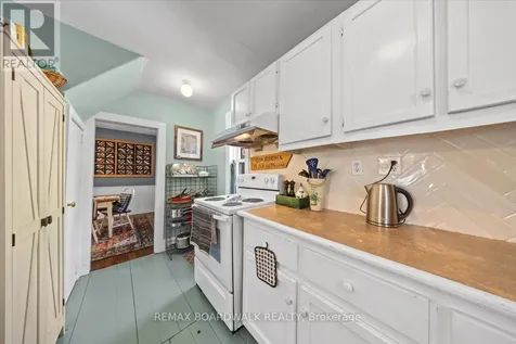 105 Purdons Bay Road Lanark Highlands ON K0G 1M0