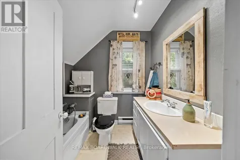 105 Purdons Bay Road Lanark Highlands ON K0G 1M0