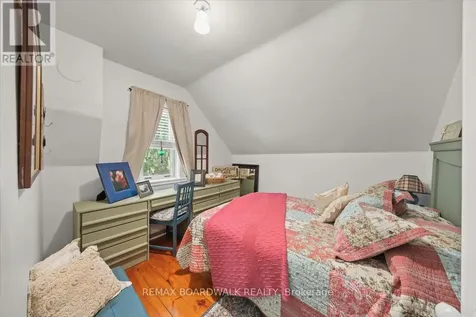 105 Purdons Bay Road Lanark Highlands ON K0G 1M0