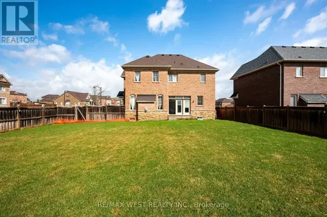 10 Stonegate Avenue Mono ON L9W 5K6