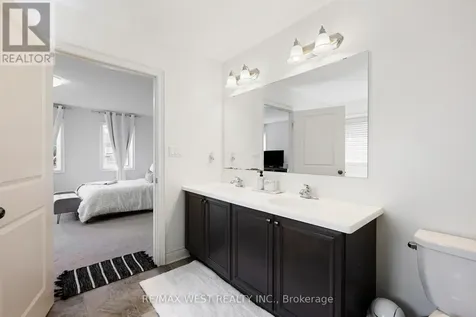 10 Stonegate Avenue Mono ON L9W 5K6