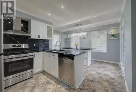 35 Attwood Drive Cambridge ON N1T 1L4